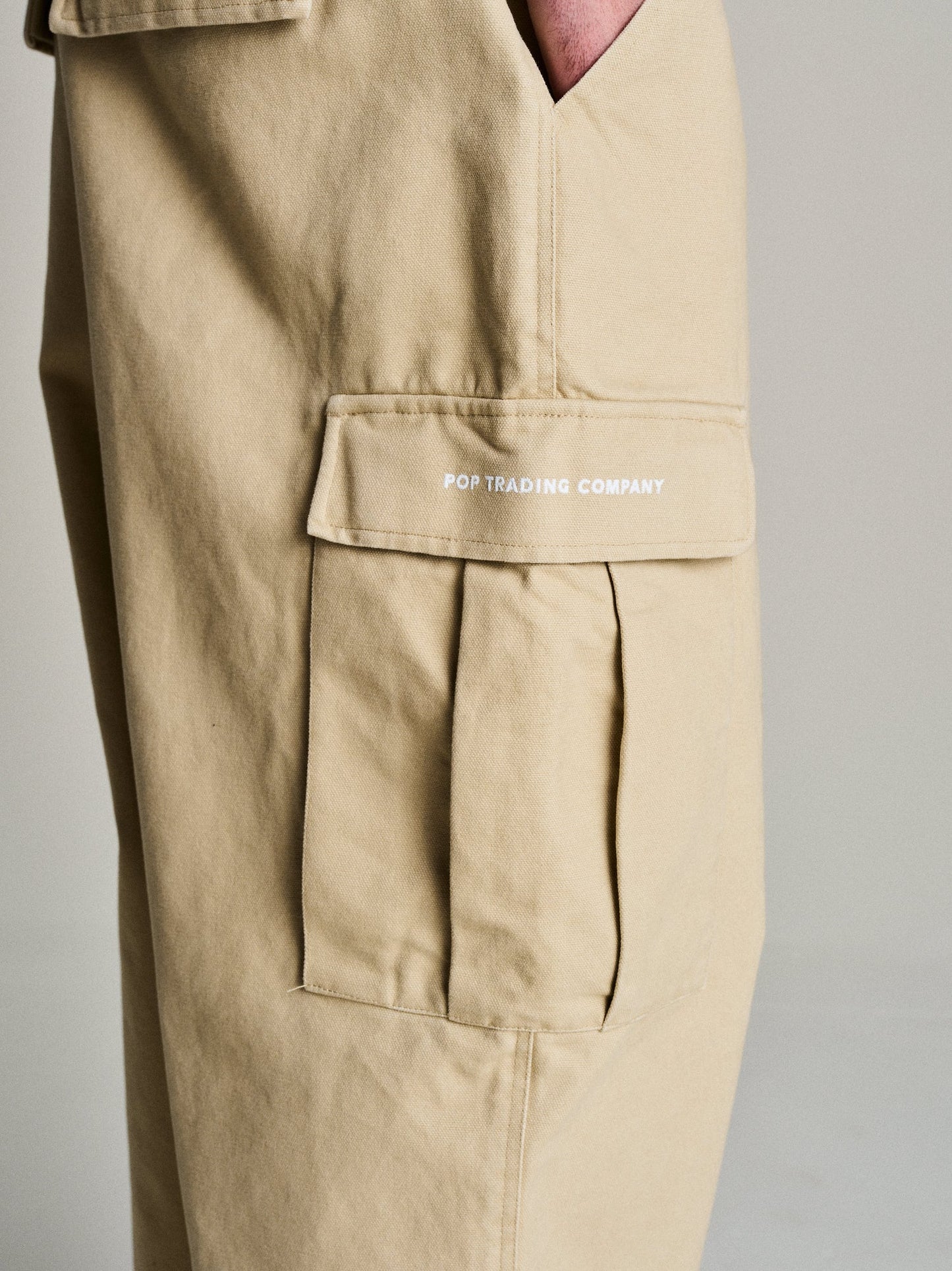Pop Cargo Pants / White Pepper