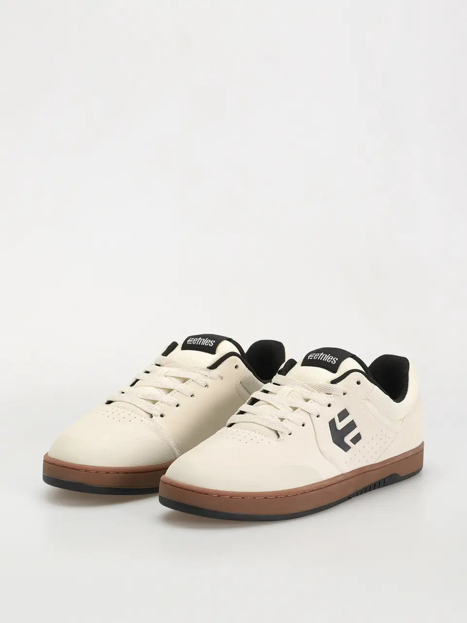 Marana White / Gum / Black
