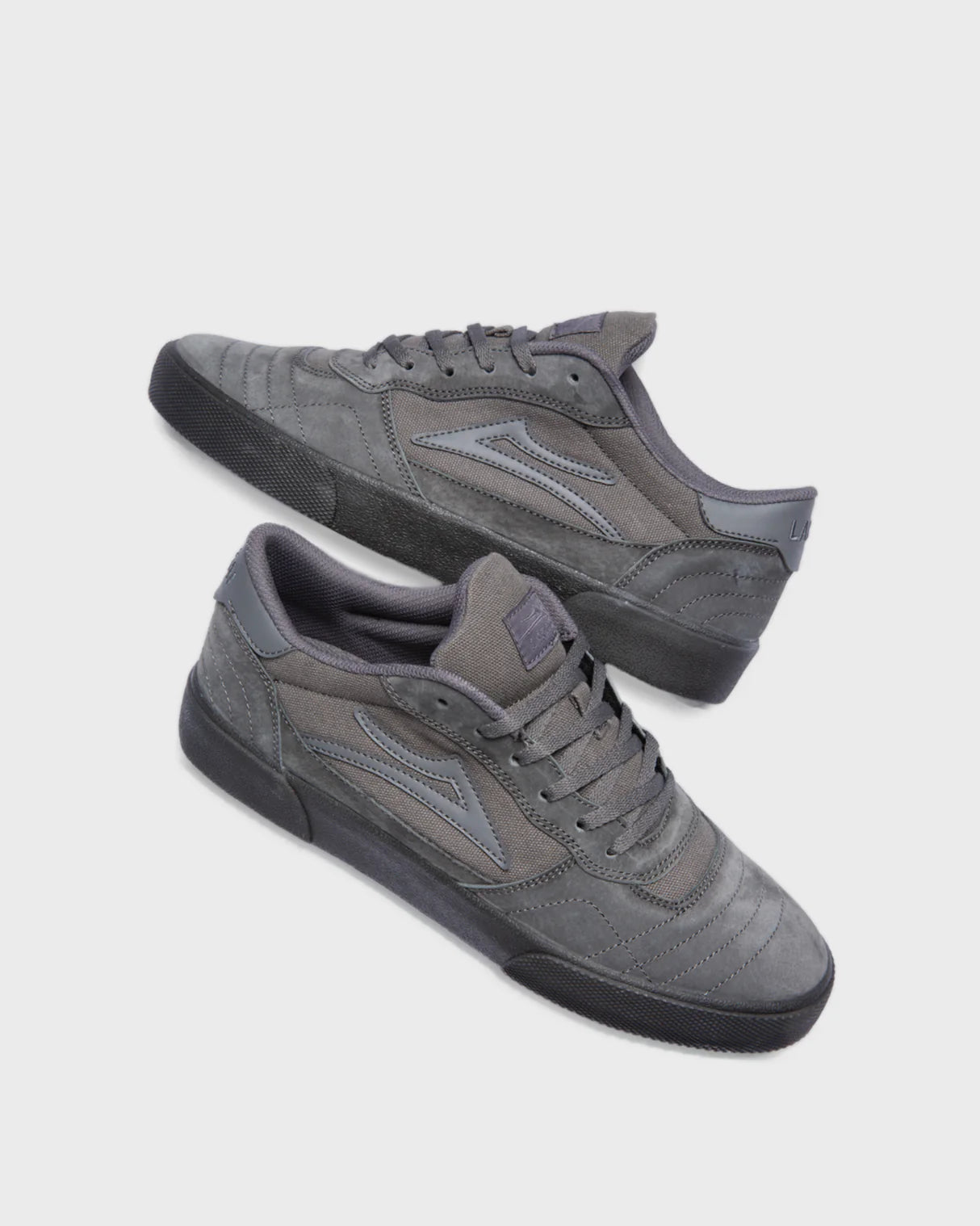Cambridge / Charcoal, Suede