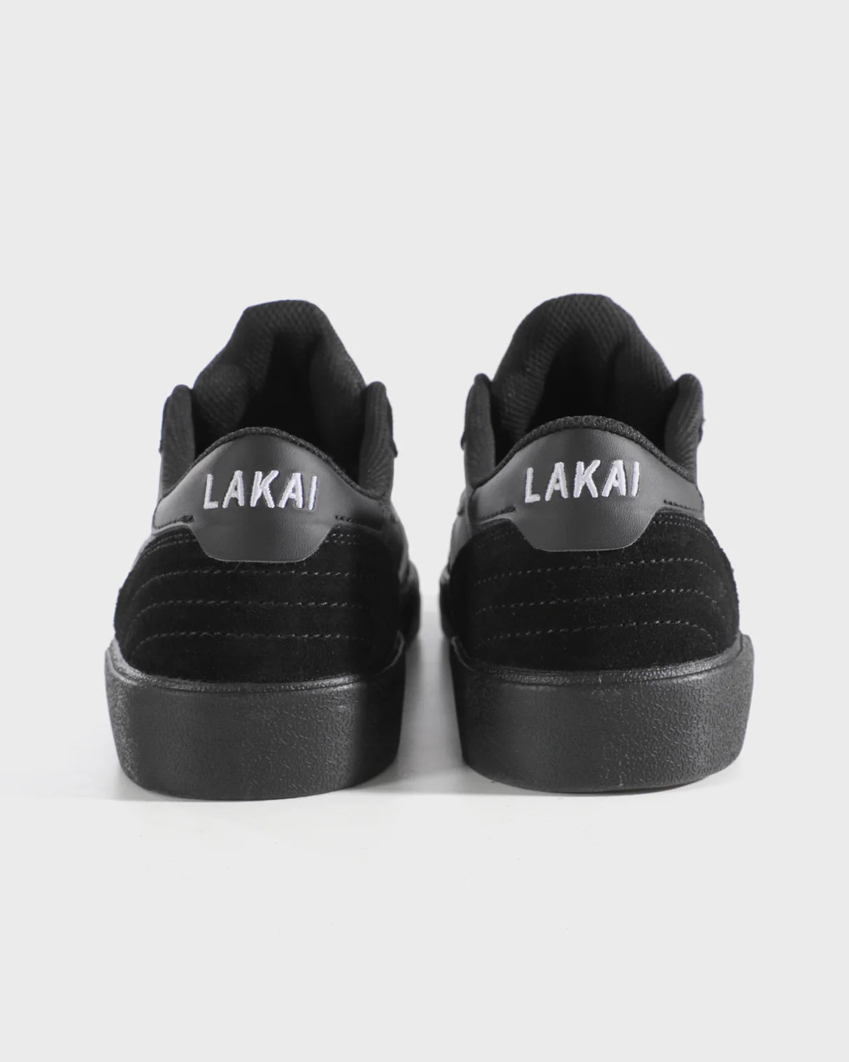 Cambridge / Black, Suede