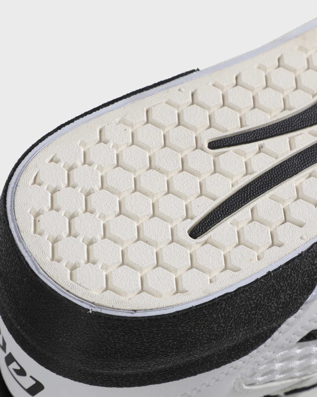 Payload / White Leather, Black