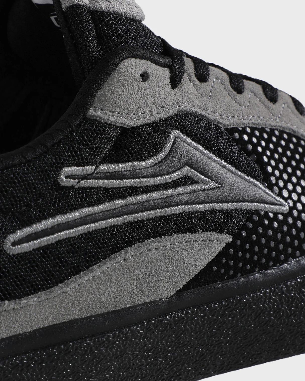 Essex / Black, Shark Grey