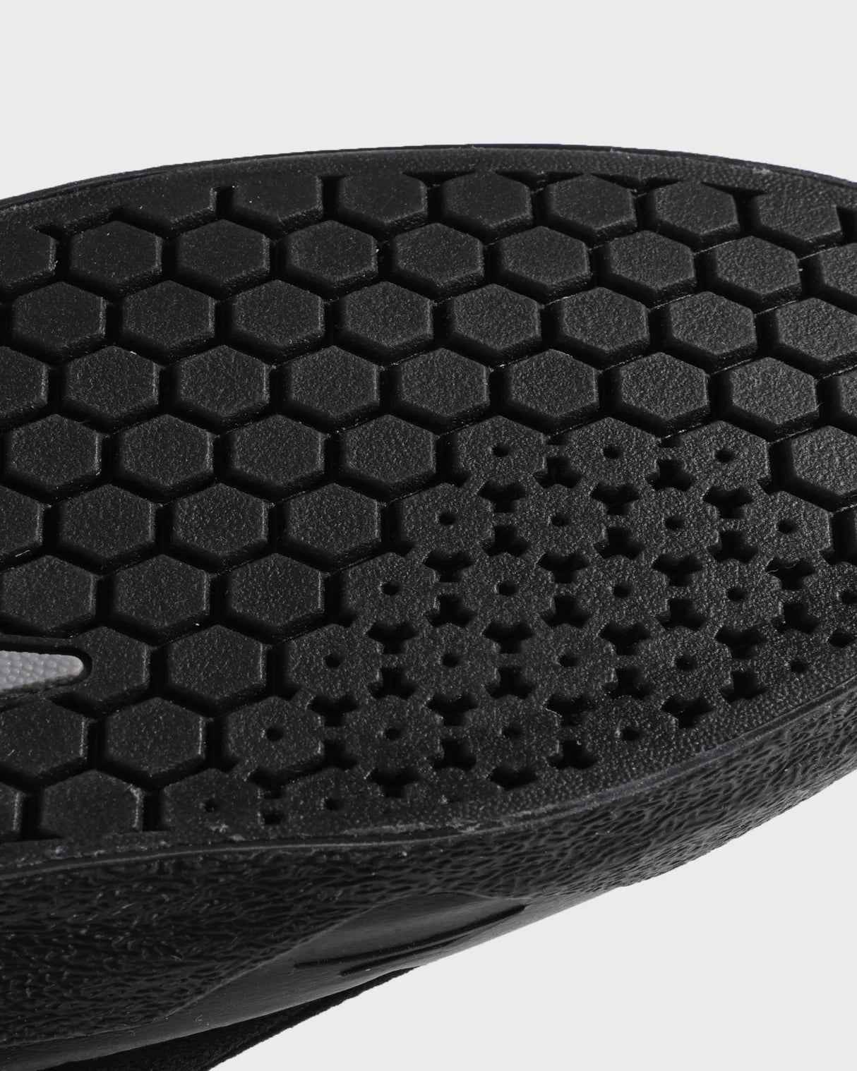 Essex / Black, Shark Grey