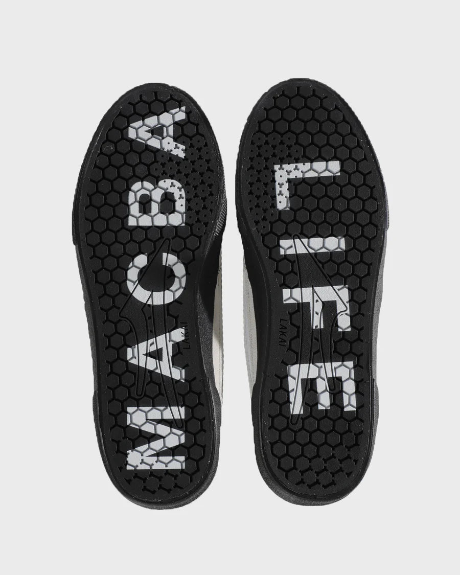 Cambridge Elite / Macba Life  / Black, White
