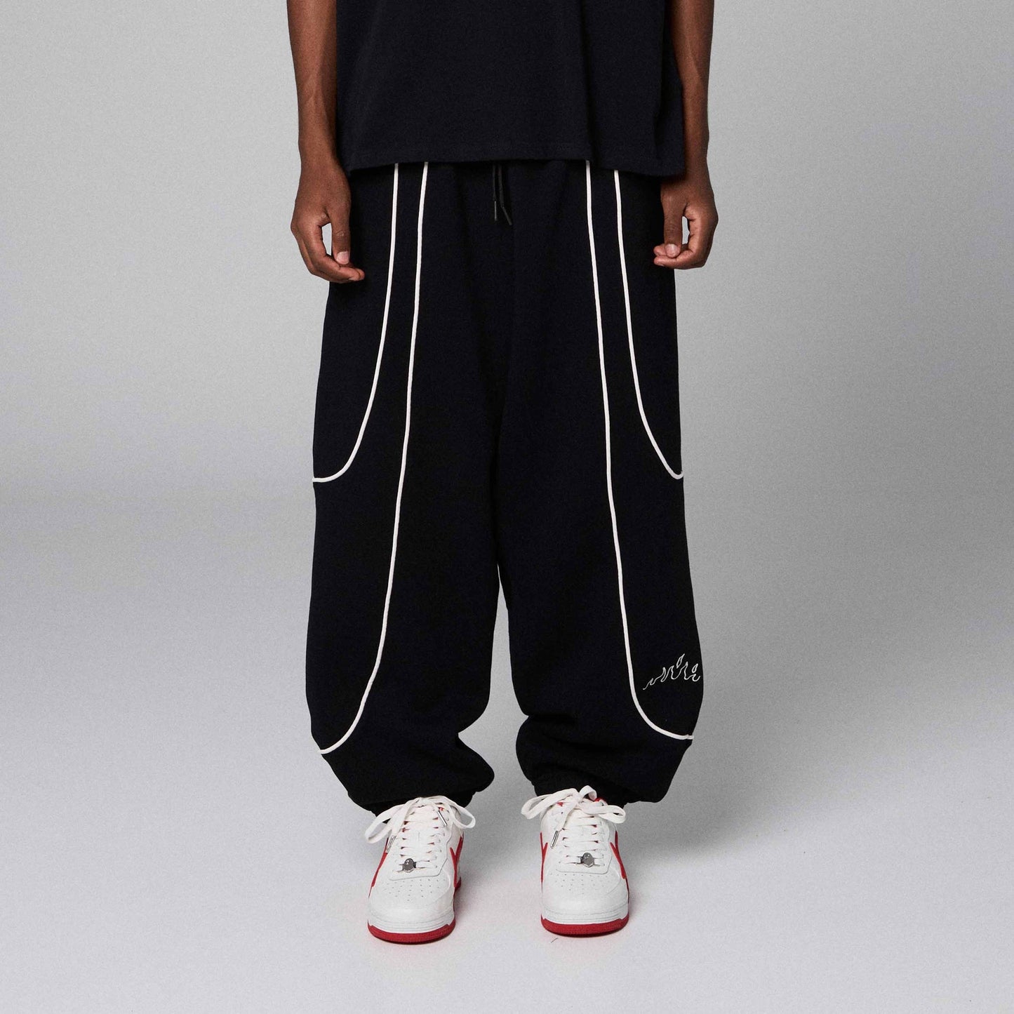 Infamous Pants / Black