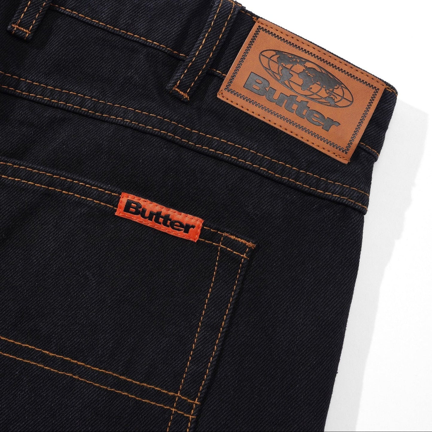 Relaxed Denim Jeans / Washed Black