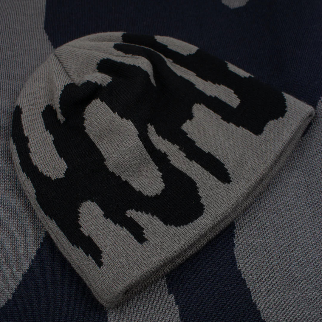 Wiggle Skull Beanie / Volcanic