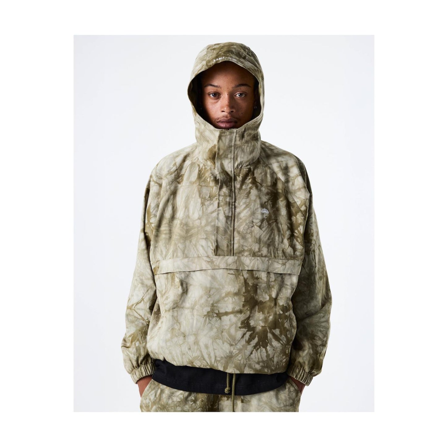 Tie Camo Hooded Quarter Zip Jacket / Beige